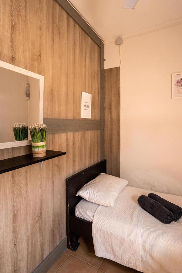 Tigaki Mall Hostel Экстерьер фото